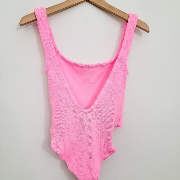 Hunza G Square Neck One Piece Swimsuit in Bubblegum Pink OS - Picture 5 of 8
